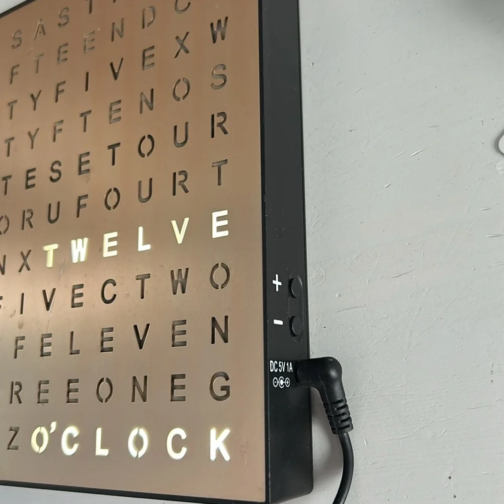Clock - Picture 2 of 6